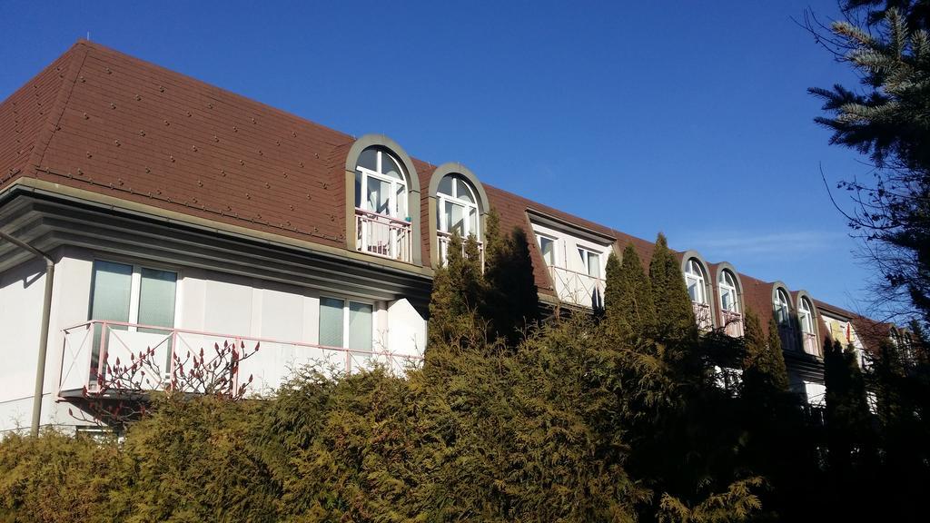 Ambiente Ferienapartments Warmbad Villach Ngoại thất bức ảnh